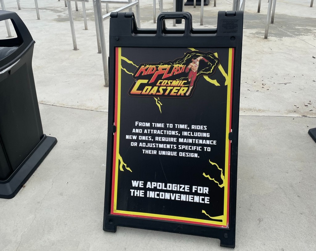 Kid Flash Roller Closed Sign at Six Flags Over Georgia