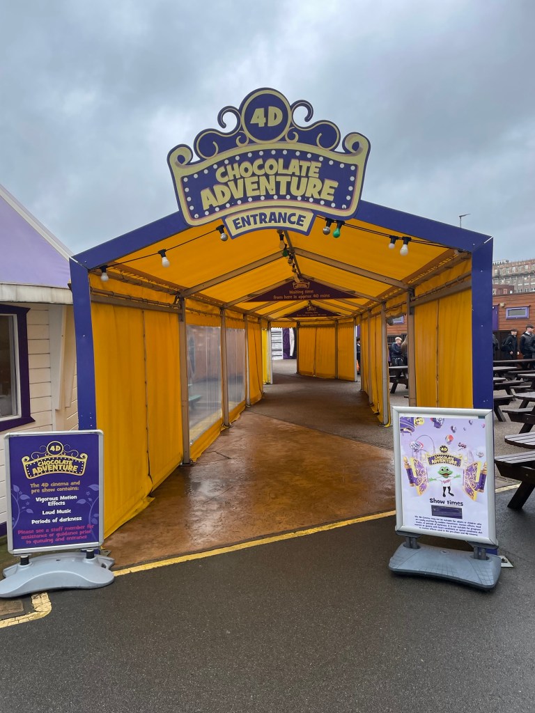 Covered entrance to 4D theater