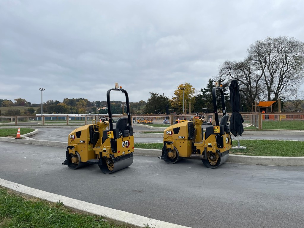Rock'n Roll'n pavement roller race at Dig'n Zone