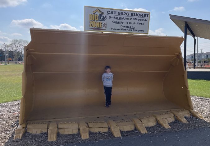 Dig,n ZoneCAT 992G Bucket