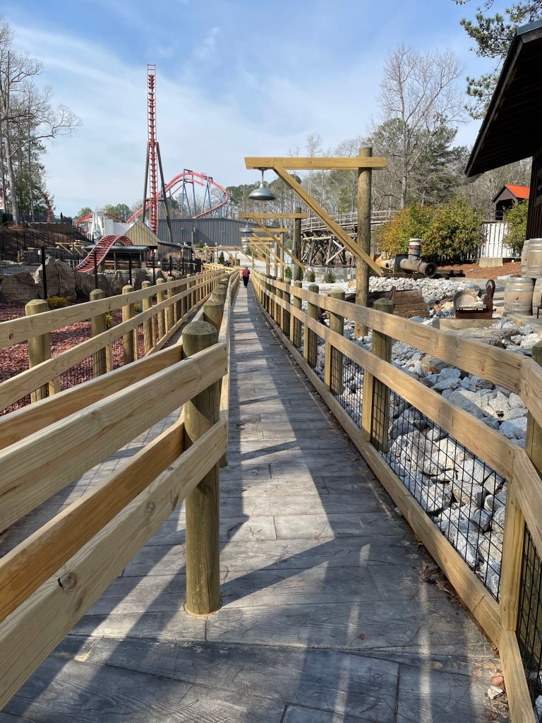 Georgia Gold Rusher roller coaster queue at Six Flags Over Georgia