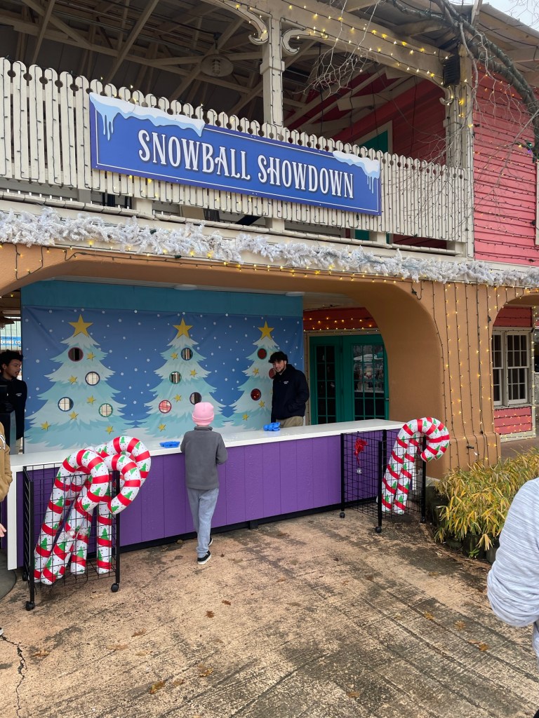 snowball game at Kentucky Kingdom