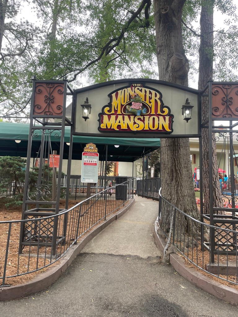 Monster Mansion Entrance sign at Six Flags Over Georgia