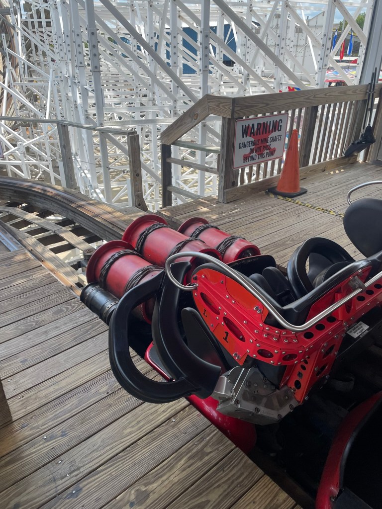 Mine Blower roller coaster trainat Fun Spot Kissimmee