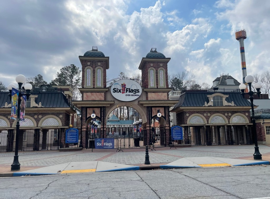 Old entrance at Six Flags Over Georgia