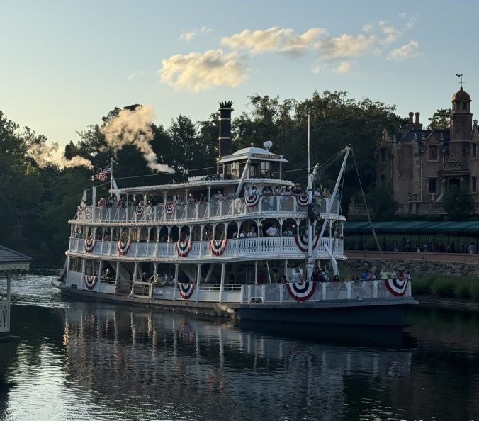 Steamboat riverboat on Rivers of America at Walt Disney World Magic Kingdom