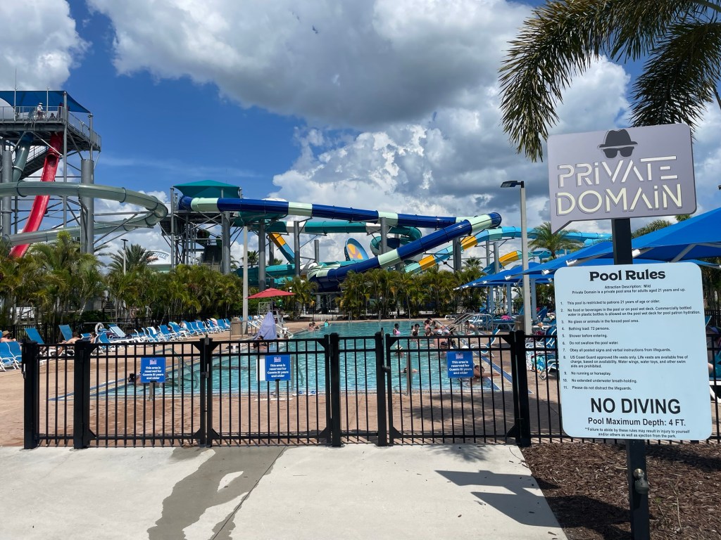 Private Domain at Island H2O