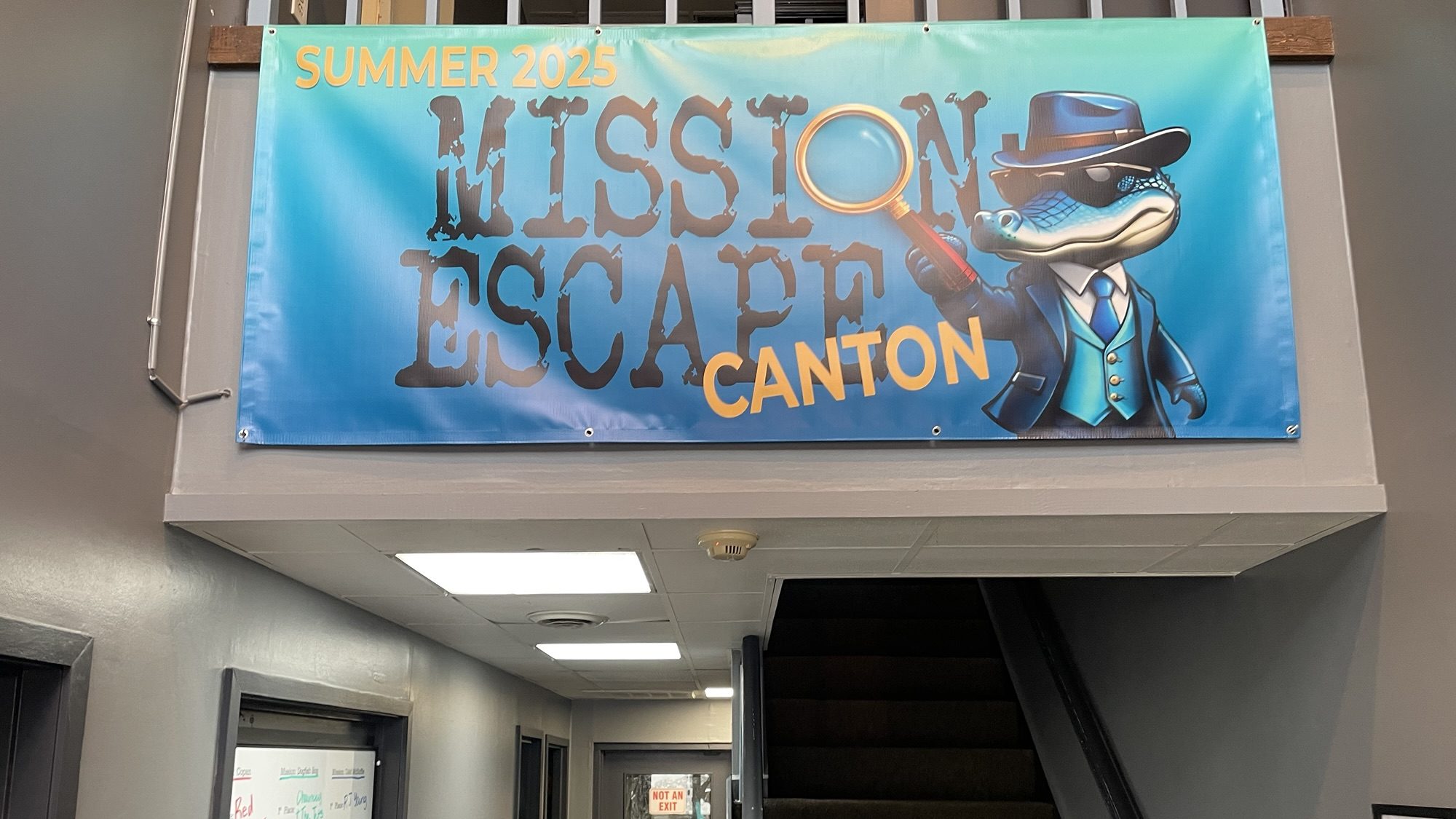 MiSSION: ESCAPE Canton sign