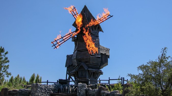 The Burning Blade Tavern at Epic Universe