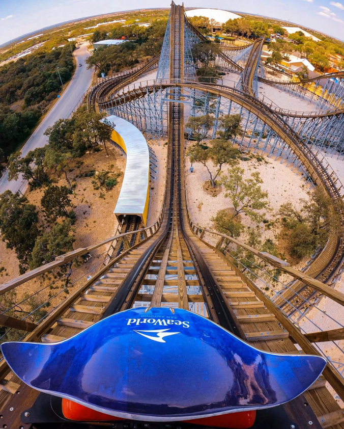 The "stingray" front of the train of Texas Stingray and drop