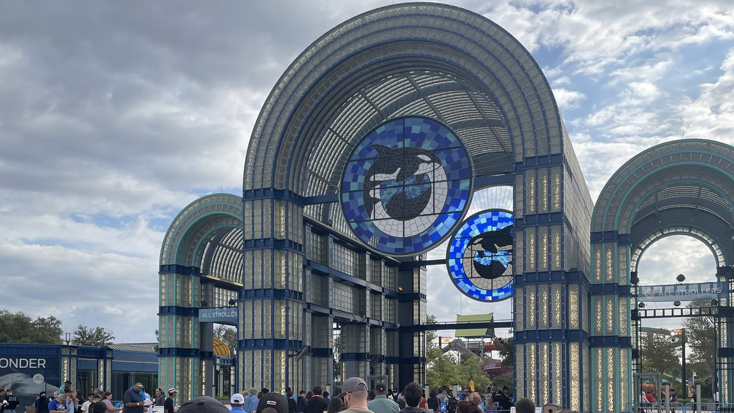 Entrance at SeaWorld San Antonio