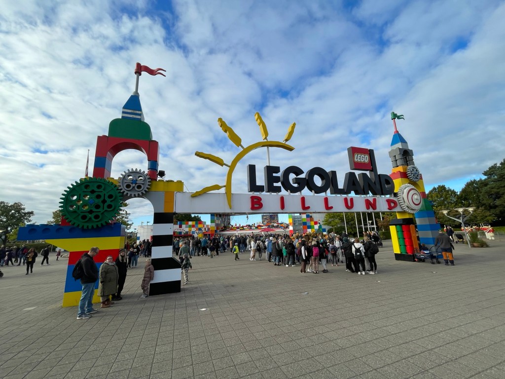 Entrance at LegoLand Billund