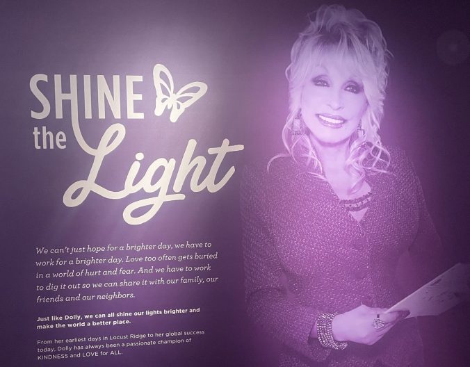 Dolly Parton shine the light