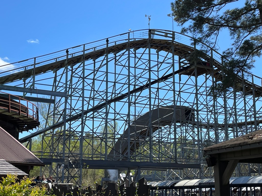 InvadR at Busch Gardens Williamsburg