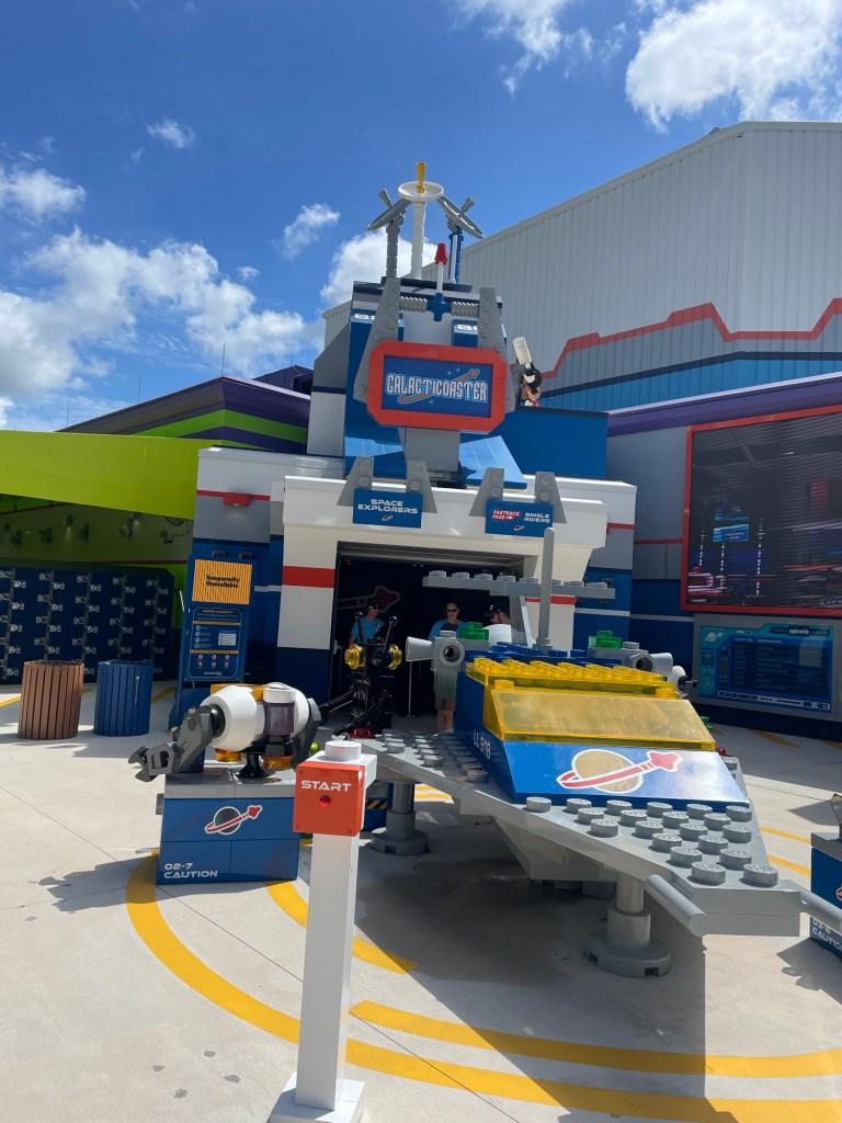 Galacticoaster entrance