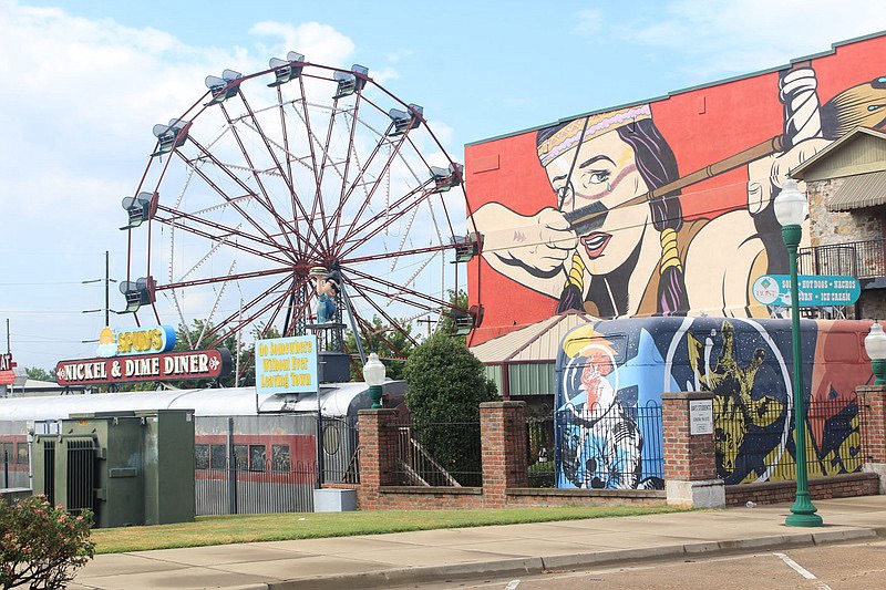 Ferris wheel in Fort Smith Arkansas