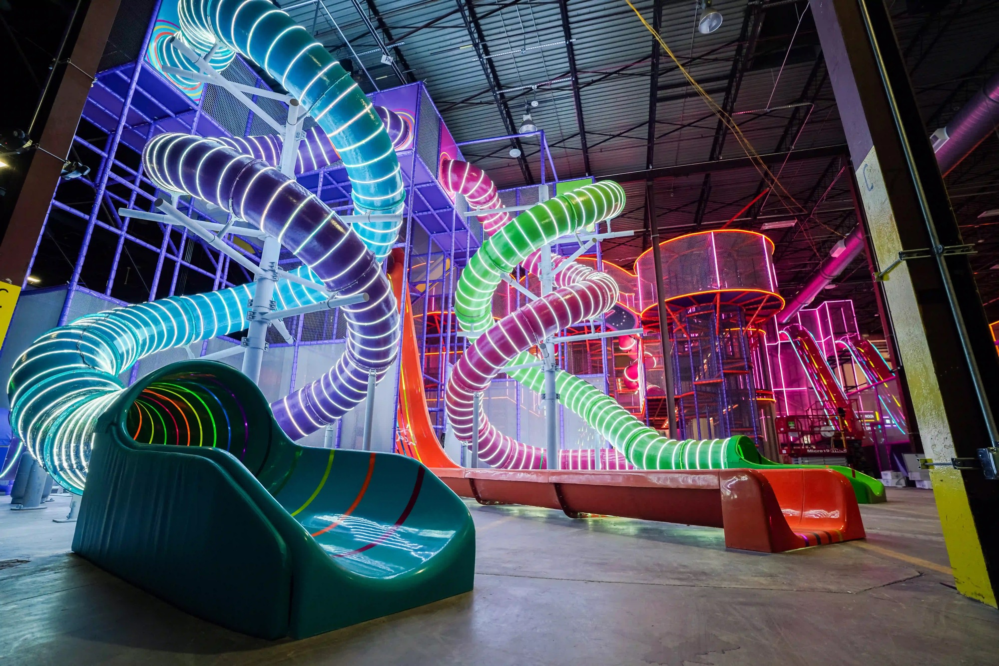 THRILLZ in Atlanta Opens and Georgia Adds a New Roller Coaster